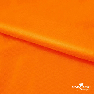 Бифлекс "ОмТекс", 200 гр/м2, шир. 150 см, цвет оранжевый неон, (3,23 м/кг), блестящий - купить в Магнитогорске. Цена 1 672.04 руб.