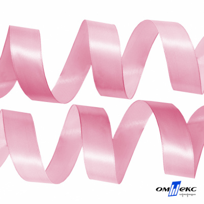050-нежно-розовый Лента атласная упаковочная (В) 85+/-5гр/м2, шир.25 мм (1/2), 25+/-1 м - купить в Магнитогорске. Цена: 53.96 руб.